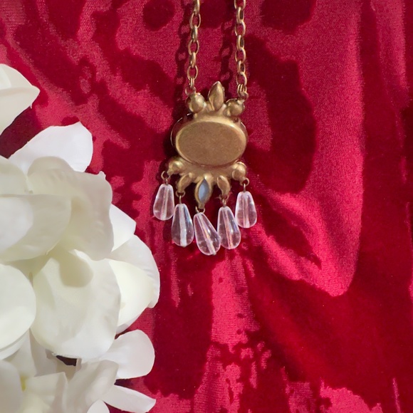 Rhinestone and Beads Statement Necklace - Picture 5 of 6